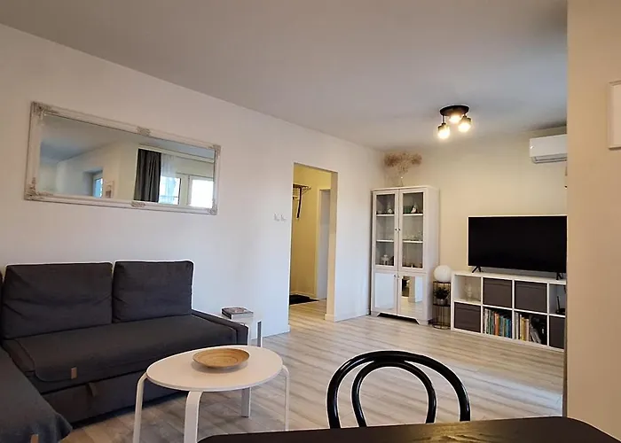 Ric - Mostowa, Centrum - Parking - Klimatyzacja